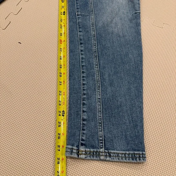 Pilcro Anthropologie wanderer Jeans in Light Blue Wash size 27 - Picture 9 of 11